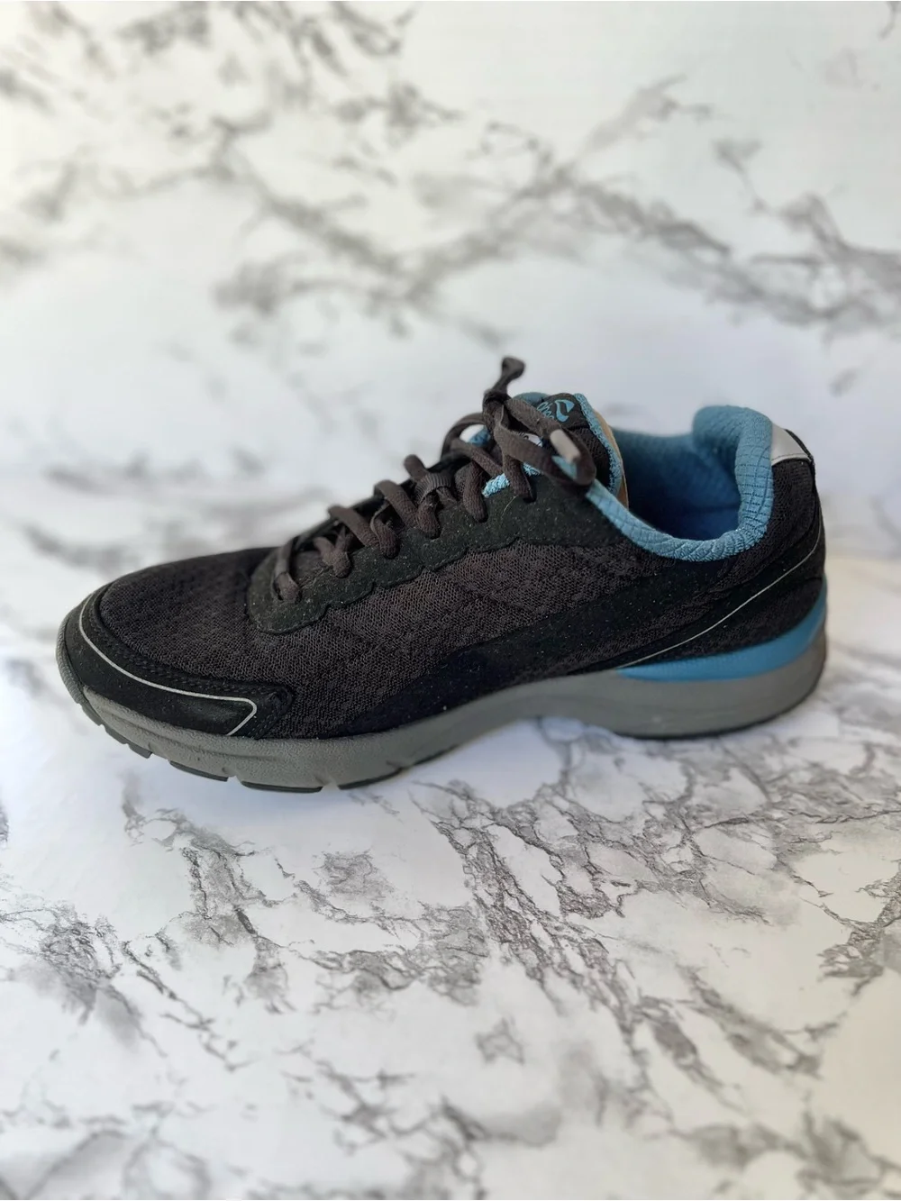 Abeo Pro Petra Black Lace Up Mesh Lightweight Lowtop Sneakers 9.5